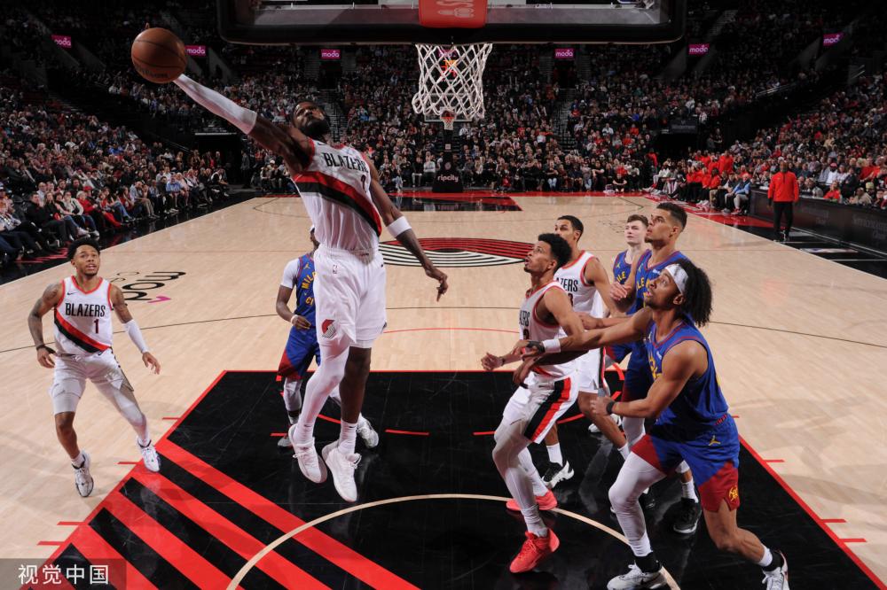 外圍進攻緊 外圍進攻緊